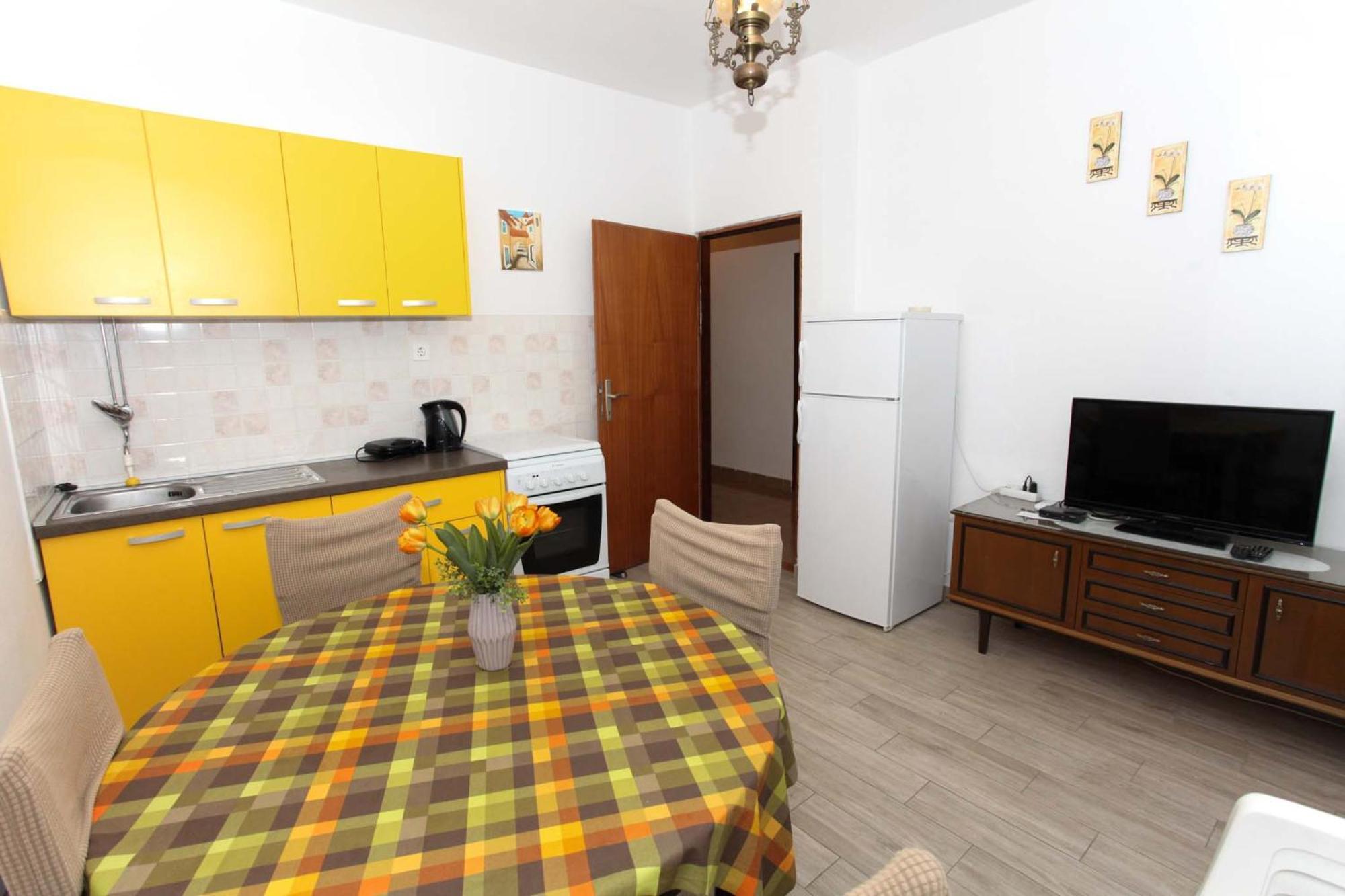 Apartmani Mila Pag Town Exterior photo